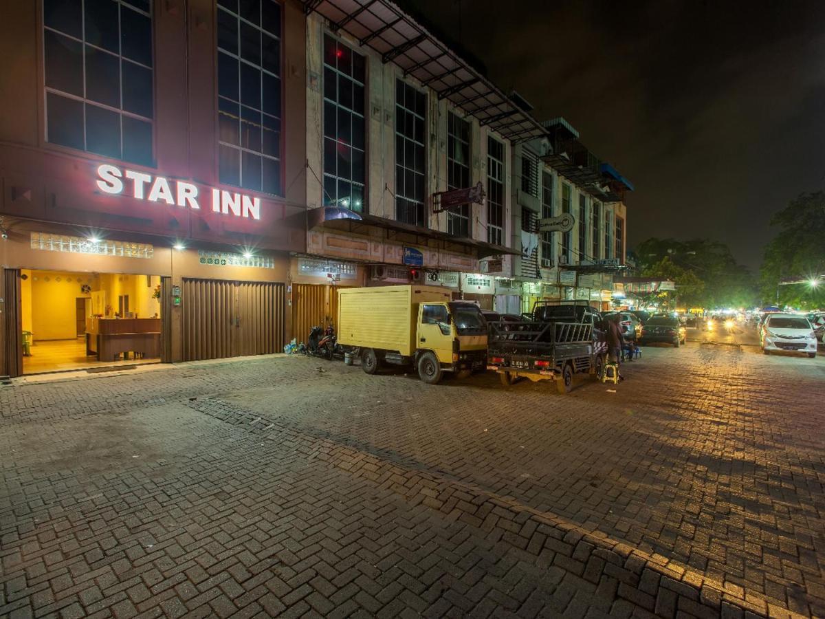 Star Inn Medan Exterior photo